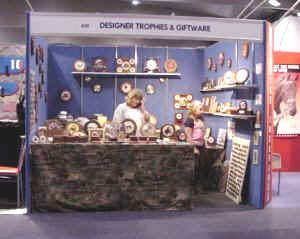 ddesignertrohpies1.jpg (17191 bytes)